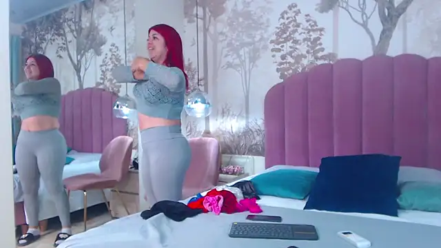 CorineRay online show from 25, 11, 2025