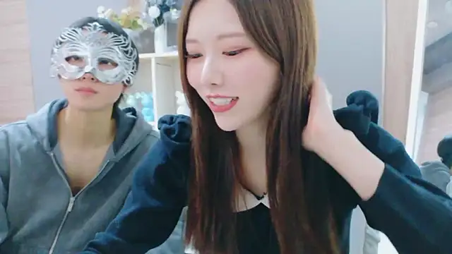 Reto-sama online show from 4, 11, 2025