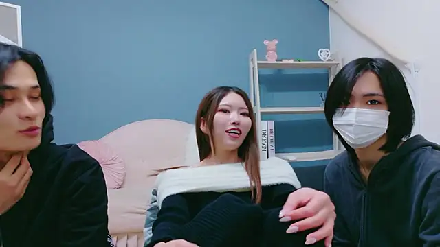 Reto-sama online show from 27, 11, 2025