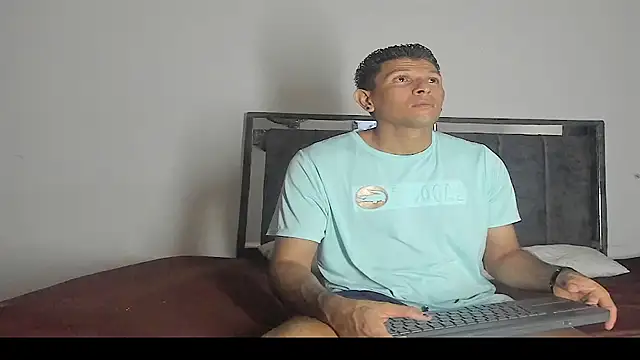 lindoshot sexlove online show from 3, 12, 2025