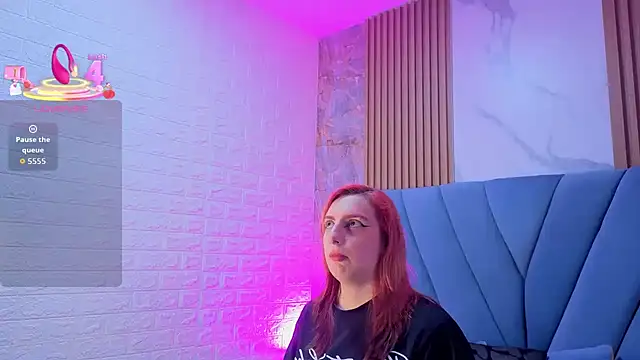 angel  red  online show from 17, 11, 2025