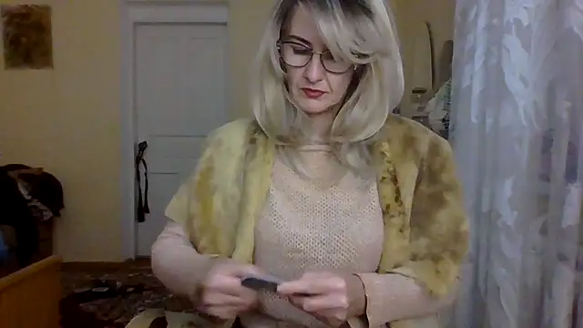 TianaQLove online show from 24, 10, 2025