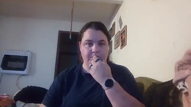 Snapshot of LittleBunny3 chatting on 9, 10, 2025 LittleBunny3 online show from 9, 10, 2025