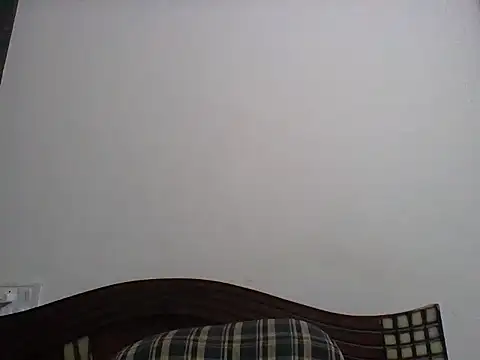 Snapshot of anu-anu2002 chatting on 18, 12, 2025 anu-anu2002 online show from 18, 12, 2025