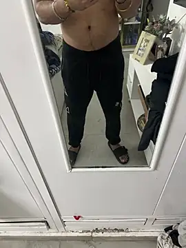 7 INCH MONSTER online show from 12, 2, 2026