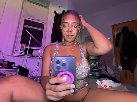 aliasyourfav online show from 22, 5, 2026