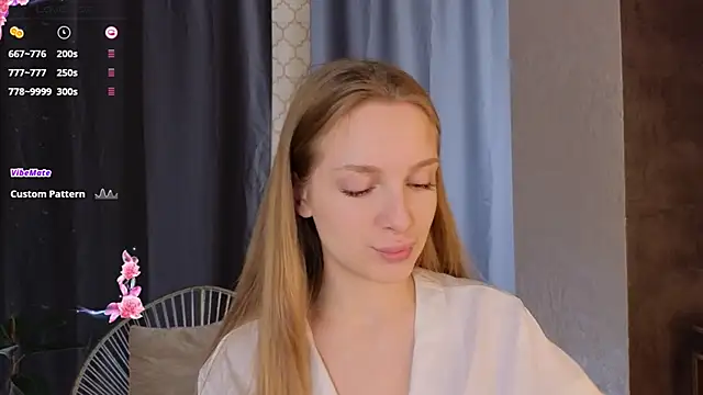 Snapshot of CindyGreen chatting on 14, 11, 2025 CindyGreen online show from 14, 11, 2025