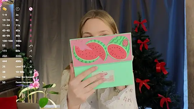 Snapshot of CindyGreen chatting on 2, 12, 2025 CindyGreen online show from 2, 12, 2025