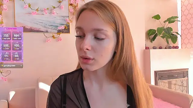 Snapshot of CindyGreen chatting on 18, 10, 2025 CindyGreen online show from 18, 10, 2025