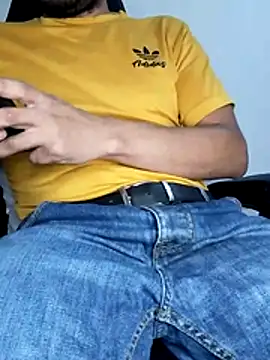 Snapshot of Bosssweet22cm chatting on 5, 2, 2026 Bosssweet22cm online show from 5, 2, 2026