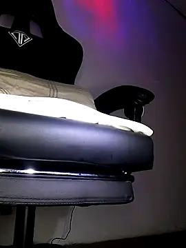 Bosssweet22cm online show from 20, 11, 2025