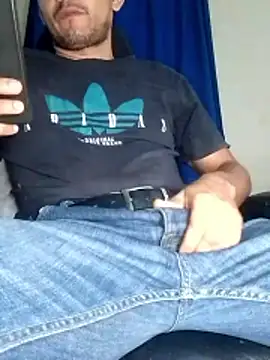 Snapshot of Bosssweet22cm chatting on 14, 1, 2026 Bosssweet22cm online show from 14, 1, 2026