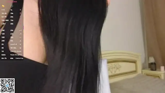 Snapshot of EnricaElis chatting on 6, 11, 2025 EnricaElis online show from 6, 11, 2025