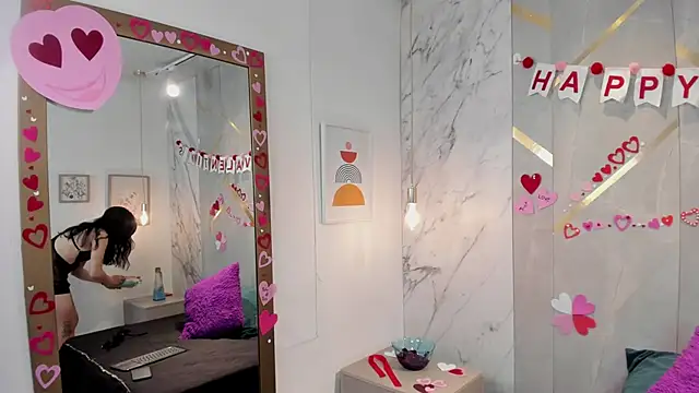 IsisNoir online show from 12, 2, 2026