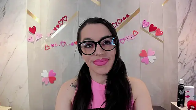 IsisNoir online show from 7, 3, 2026