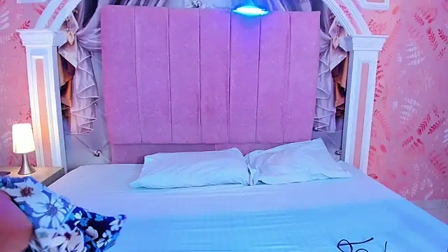 mishell lovely online show from 15, 2, 2026