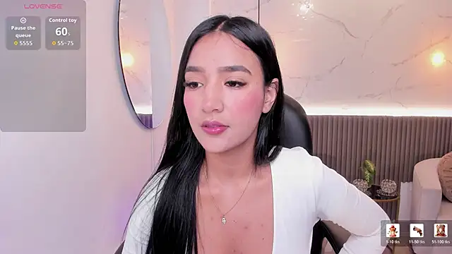 Snapshot of Beverly_johnson chatting on 18, 7, 2026 Beverly johnson online show from 18, 7, 2026