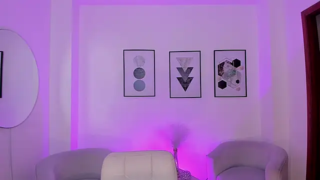 Beverly johnson online show from 28, 11, 2025