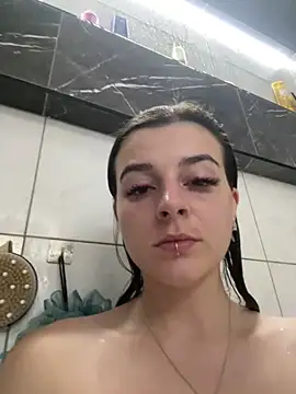 LilyIrons online show from 4, 6, 2026