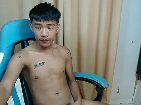 Snapshot of urasianjason chatting on 12, 11, 2025 urasianjason online show from 12, 11, 2025