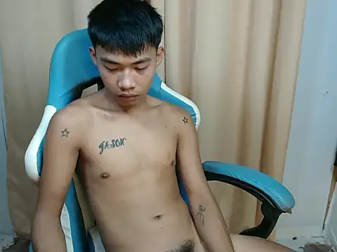 Snapshot of urasianjason chatting on 6, 11, 2025 urasianjason online show from 6, 11, 2025