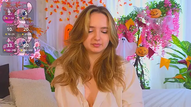 LucilleMcBride online show from 26, 10, 2025