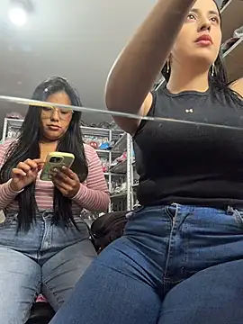 GiaDuque online show from 12, 2, 2026