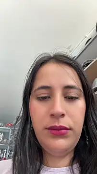 Snapshot of GiaDuque chatting on 27, 5, 2026 GiaDuque online show from 27, 5, 2026