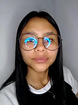 SofieLove 01 online show from 12, 2, 2026