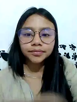 SofieLove 01 online show from 8, 4, 2026