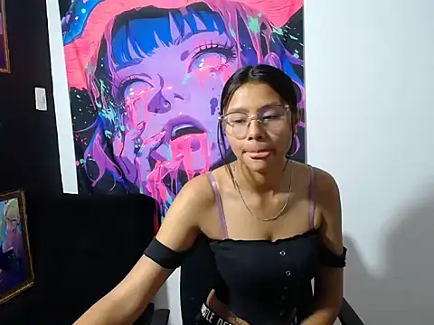 Snapshot of SofieLove_01 chatting on 6, 11, 2025 SofieLove 01 online show from 6, 11, 2025