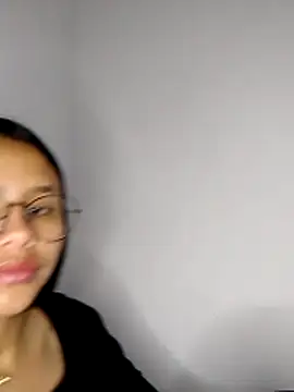 SofieLove 01 online show from 10, 2, 2026