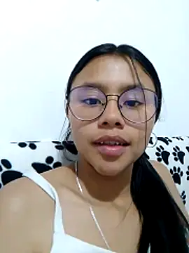 SofieLove 01 online show from 10, 4, 2026