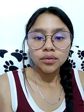 SofieLove 01 online show from 5, 4, 2026