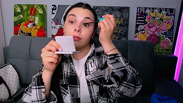 queenofthesense  online show from 5, 3, 2026