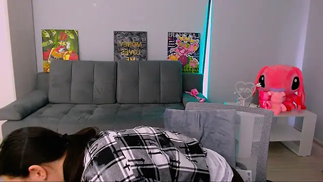 queenofthesense  online show from 13, 2, 2026