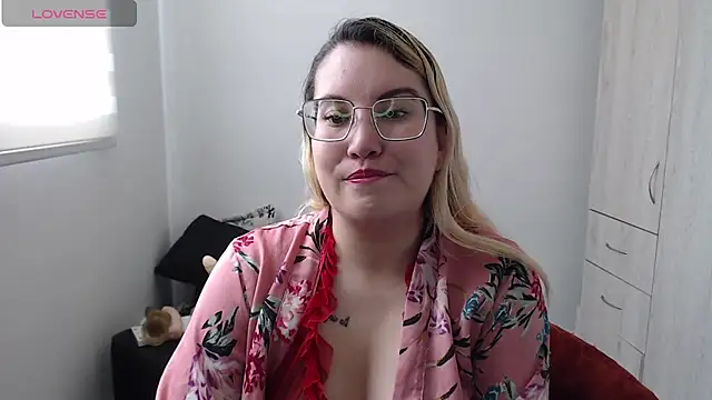 Isabellahunt12 online show from 9, 9, 2025