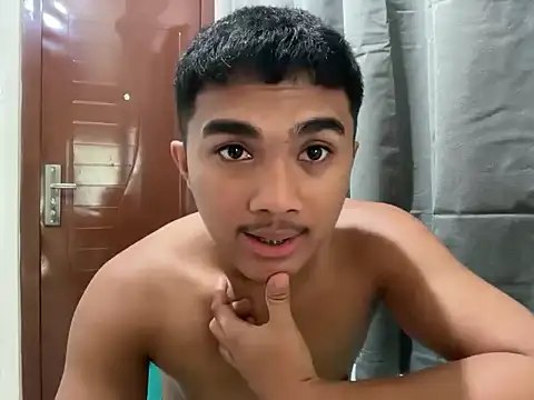Snapshot of pinoyAdrianneXXX chatting on 28, 5, 2026 pinoyAdrianneXXX online show from 28, 5, 2026