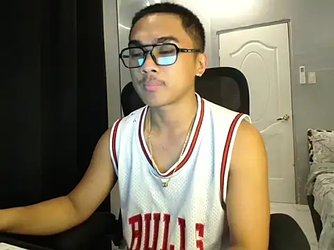 pinoyAdrianneXXX online show from 13, 10, 2025