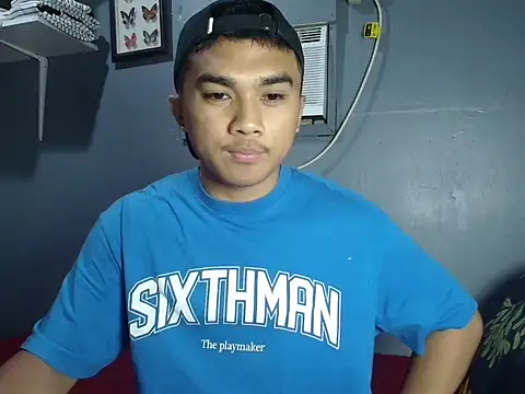 Snapshot of pinoyAdrianneXXX chatting on 11, 5, 2026 pinoyAdrianneXXX online show from 11, 5, 2026