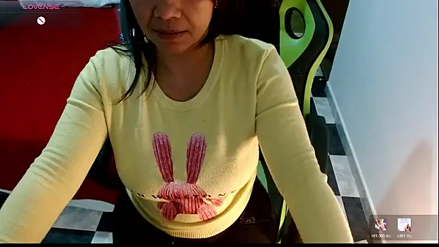 hiilarybrown online show from 12, 7, 2026