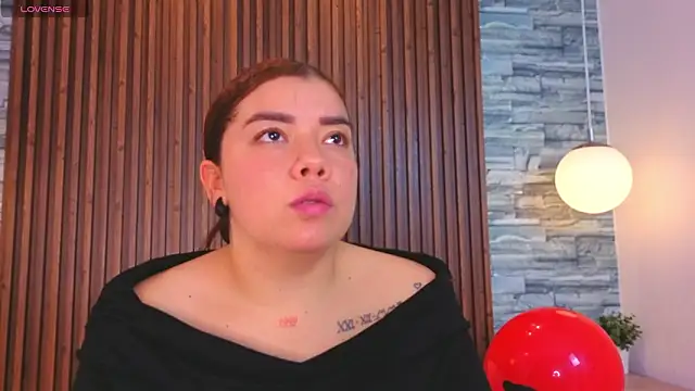 leilapons online show from 15, 2, 2026