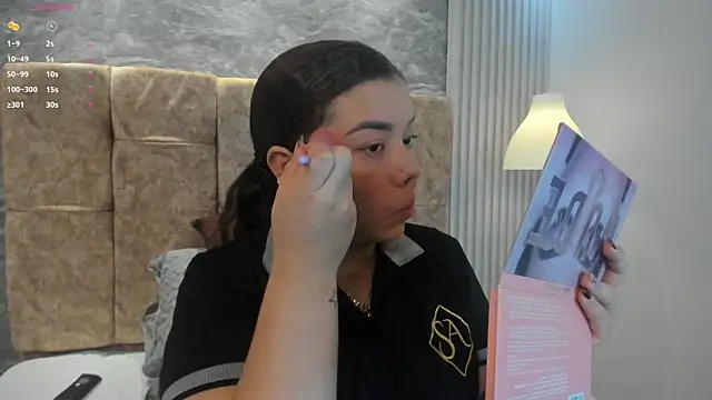 Snapshot of leilapons chatting on 15, 11, 2025 leilapons online show from 15, 11, 2025