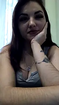 Snapshot of MieaHeldert chatting on 19, 11, 2025 MieaHeldert online show from 19, 11, 2025