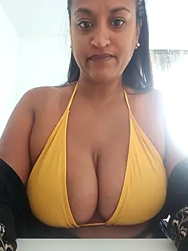 Busty AriaX online show from 24, 9, 2025