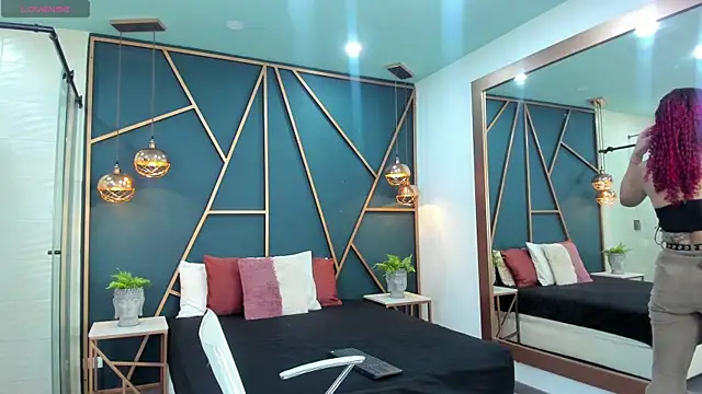 salem rose online show from 17, 4, 2026