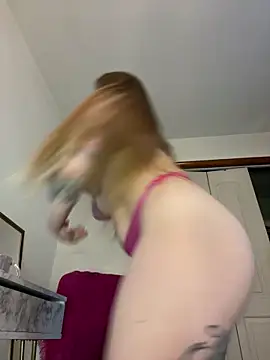 Snapshot of peachykatt chatting on 20, 9, 2025 peachykatt online show from 20, 9, 2025