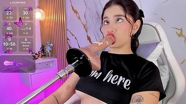 alissaowens  online show from 29, 11, 2025