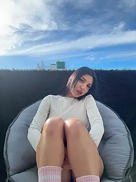 Sasha-Bloom online show from 4, 5, 2026