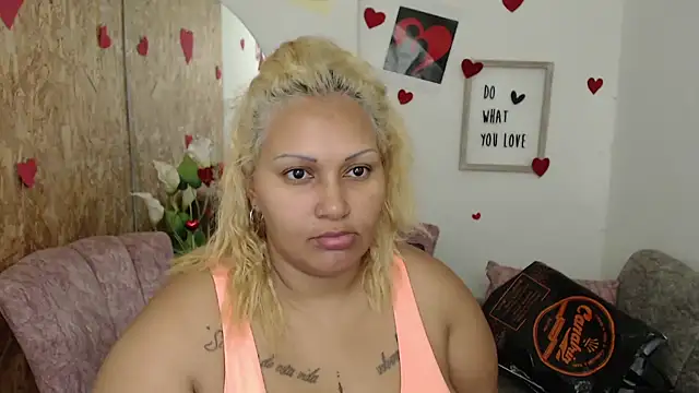 laleska montenegro online show from 13, 11, 2025